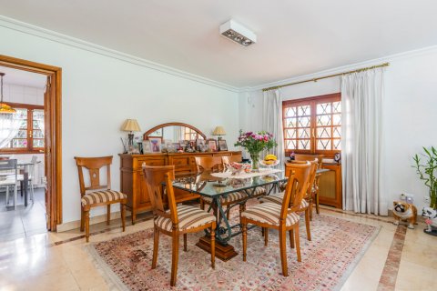 Villa for sale Madrid, Spain 4 bedrooms, 501 sq.m. No. 120528 - photo 12