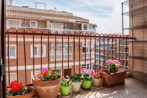 Apartment for sale Torrevieja, Alicante, Spain 3 bedrooms, 105 sq.m. No. 128942 - photo 2