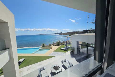 Villa for sale Alicante, Spain 4 bedrooms, 479 sq.m. No. 120172 - photo 25