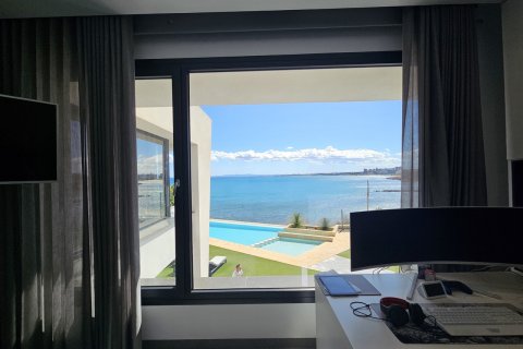 Villa for sale Alicante, Spain 4 bedrooms, 479 sq.m. No. 120172 - photo 23