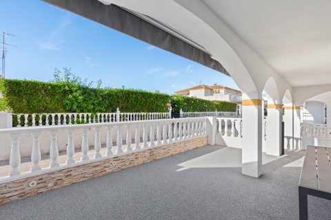Townhouse for sale Alicante, Spain 3 bedrooms, 83 sq.m. No. 125785 - photo 24