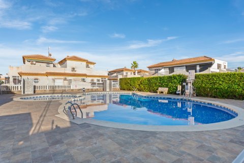 Townhouse for sale Alicante, Spain 3 bedrooms, 83 sq.m. No. 125785 - photo 2