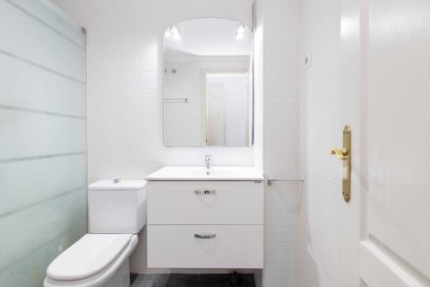 Lägenhet till salu Malaga, Spanien 3 sovrum, 102 kvm. Nr. 122404 - foto 15