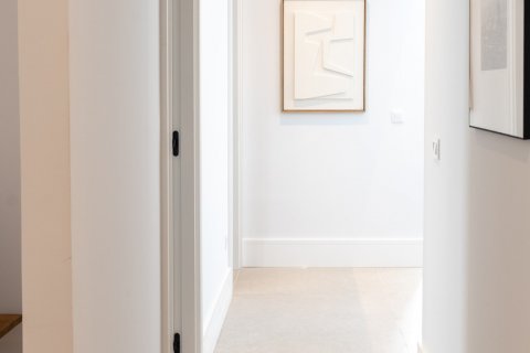 Продажа дуплекса Мадрид, Испания 4 спальни, 293м2 №122401 - фото 28