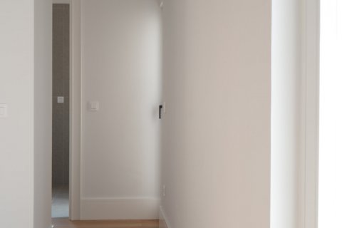 Duplex for sale Madrid, Spain 3 bedrooms, 357 sq.m. No. 122402 - photo 15