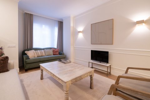 Продажа квартиры в Мадрид, Испания 4 спальни, 164м2 №122398 - фото 4