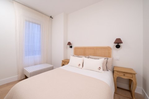 Продажа квартиры в Мадрид, Испания 4 спальни, 164м2 №122398 - фото 27