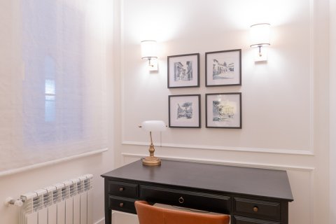Продажа квартиры в Мадрид, Испания 4 спальни, 164м2 №122398 - фото 19