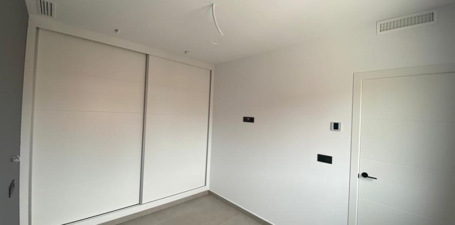 Villa en Los Alcázares, Murcia, España 3 dormitorios, 101 m2 No. 127810