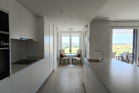 Dzīvoklis īrēšanai Alcobendas, Madrid, Spānijā 3 istabas, 165 m2 Nr. 129884 - attēls 3