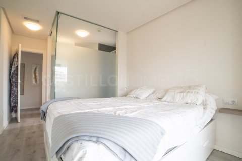 Huoneisto myytävänä Villamartin, Alicante, Espanja, 2 makuuhuonetta, 84 m2 No. 129236 - kuva 17