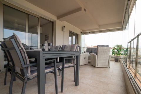 Huoneisto myytävänä Villamartin, Alicante, Espanja, 2 makuuhuonetta, 84 m2 No. 129236 - kuva 23