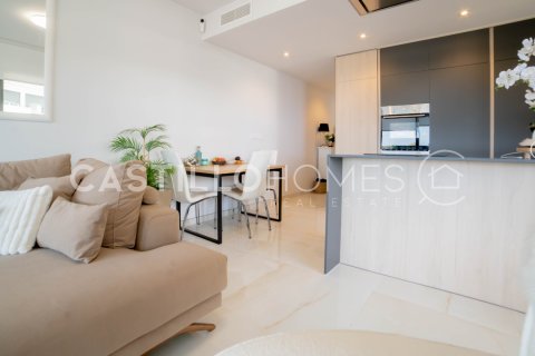 Продажа квартиры Плайя Фламенка II, Аликанте, Испания 3 спальни, 98м2 №129235 - фото 19