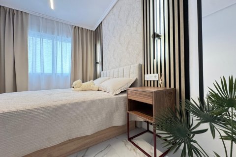 Apartamento en venta Torrevieja, Alicante, España 4 dormitorios, 105 m2 No. 127339 - foto 25