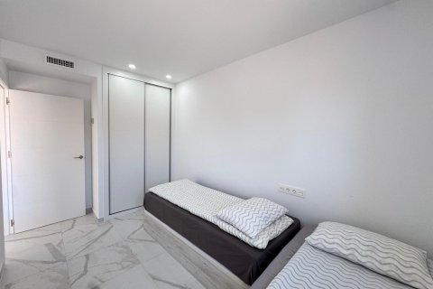 Kattohuoneisto myytävänä Torrevieja, Alicante, Espanja, 2 makuuhuonetta, 133 m2 No. 127336 - kuva 27