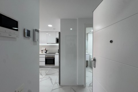 Kattohuoneisto myytävänä Torrevieja, Alicante, Espanja, 2 makuuhuonetta, 133 m2 No. 127336 - kuva 16