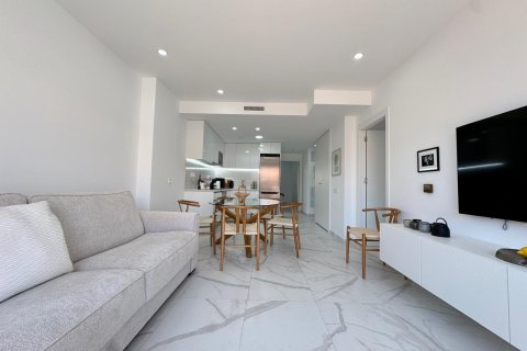 Kattohuoneisto myytävänä Torrevieja, Alicante, Espanja, 2 makuuhuonetta, 133 m2 No. 127336 - kuva 24