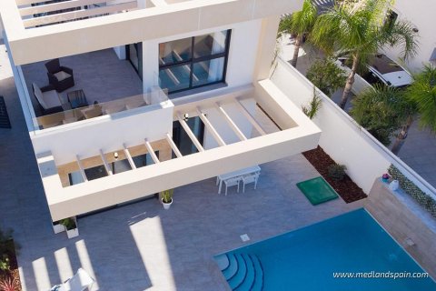 Villa till salu Los Montesinos, Alicante, Spanien 3 sovrum, 106 kvm. Nr. 121700 - foto 15