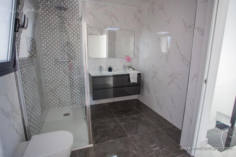 Villa till salu Los Montesinos, Alicante, Spanien 3 sovrum, 106 kvm. Nr. 121699 - foto 10
