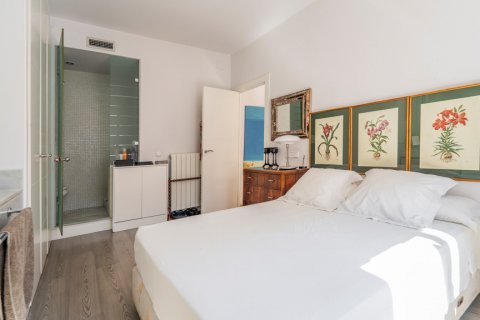Huoneisto myytävänä Madrid, Espanja, 2 makuuhuonetta, 108 m2 No. 124760 - kuva 10