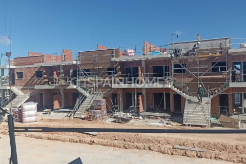 Kattohuoneisto myytävänä Pilar de la Horadada, Alicante, Espanja, 3 makuuhuonetta, 82 m2 No. 120754 - kuva 11