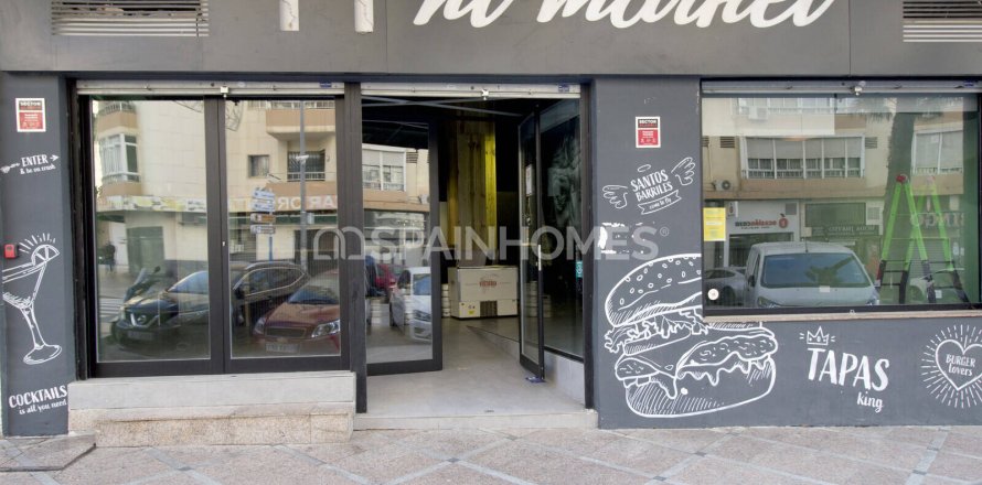 Cafetería / restaurante Torremolinos, Málaga, España 1 dormitorio, 276 m2 No. 120756