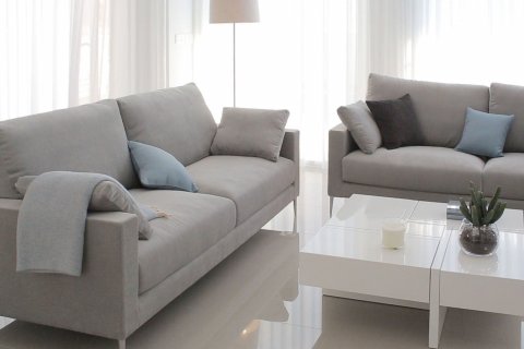 Huvila myytävänä La Marina, Alicante, Espanja, 5 makuuhuonetta, 330 m2 No. 120014 - kuva 5