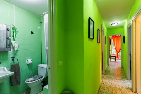 Продажа дома в Серседилья, Мадрид, Испания 6 спален, 93м2 №122124 - фото 26