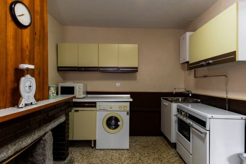 Продажа дома в Серседилья, Мадрид, Испания 6 спален, 93м2 №122124 - фото 24