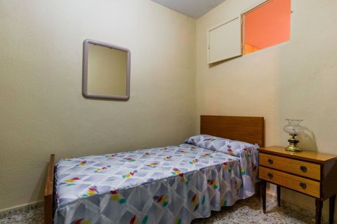 Продажа дома в Серседилья, Мадрид, Испания 6 спален, 93м2 №122124 - фото 29