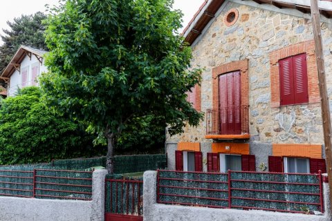 Продажа дома в Серседилья, Мадрид, Испания 6 спален, 93м2 №122124 - фото 4