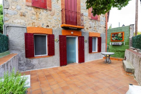 Продажа дома в Серседилья, Мадрид, Испания 6 спален, 93м2 №122124 - фото 5