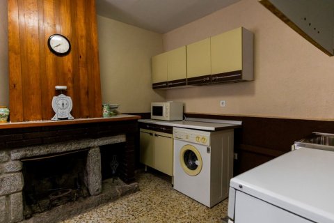 Продажа дома в Серседилья, Мадрид, Испания 6 спален, 93м2 №122124 - фото 23