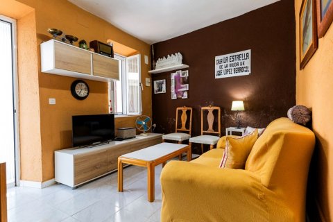 Продажа дома в Серседилья, Мадрид, Испания 6 спален, 93м2 №122124 - фото 11