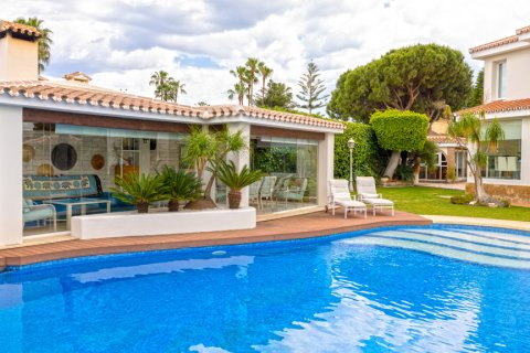 Villa till salu Malaga, Spanien 5 sovrum, 505 kvm. Nr. 122126 - foto 20