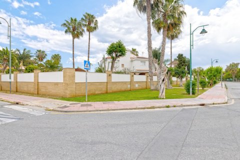 Villa till salu Malaga, Spanien 5 sovrum, 505 kvm. Nr. 122126 - foto 3