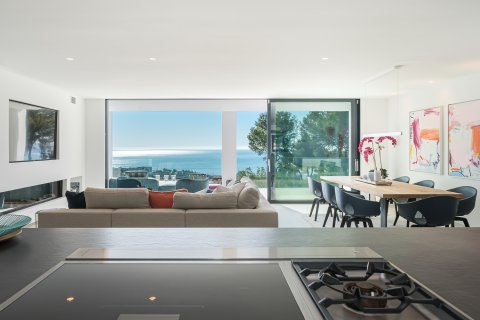 Villa for sale in Costa D'en Blanes, Mallorca, Spain 5 bedrooms, 517 sq.m. No. 130950 - photo 28