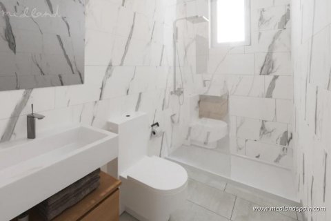 Продажа квартиры в Вильяхойоса, Аликанте, Испания 2 спальни, 85м2 №122536 - фото 4