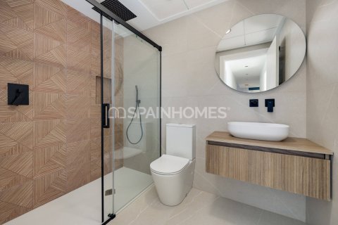 Huvila myytävänä Torrevieja, Alicante, Espanja, 3 makuuhuonetta, 141 m2 No. 120717 - kuva 30