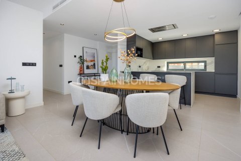 Huvila myytävänä Torrevieja, Alicante, Espanja, 3 makuuhuonetta, 141 m2 No. 120717 - kuva 11