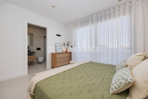 Huvila myytävänä Torrevieja, Alicante, Espanja, 3 makuuhuonetta, 141 m2 No. 120717 - kuva 23