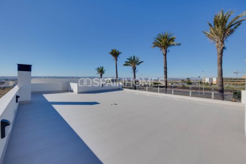Huvila myytävänä Torrevieja, Alicante, Espanja, 3 makuuhuonetta, 141 m2 No. 120717 - kuva 4