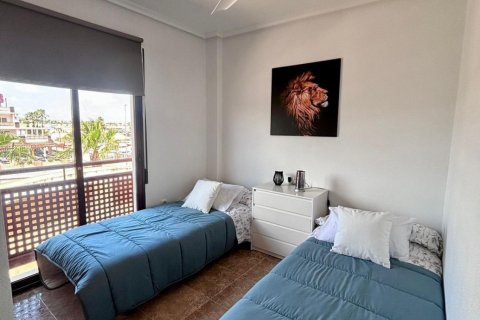 Apartment in Campoamor, Alicante, Spain 2 bedrooms, 71 sq.m. No. 131499