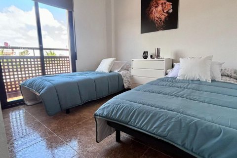 Lägenhet till salu i Campoamor, Alicante, Spanien 2 sovrum, 71 kvm. Nr. 131499 - foto 7