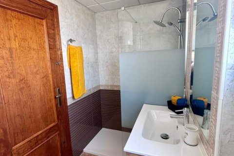 Lägenhet till salu i Campoamor, Alicante, Spanien 2 sovrum, 71 kvm. Nr. 131499 - foto 13