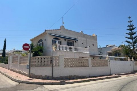 Villa zum Verkauf Torrevieja, Alicante, Spanien 3 Schlafzimmer, 146 m2 Nr. 131502 - Foto 1