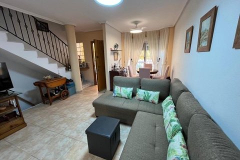 House à vendre Torrevieja, Alicante, Espagne, 2 chambres, 67 m2 No. 131500 - photo 6