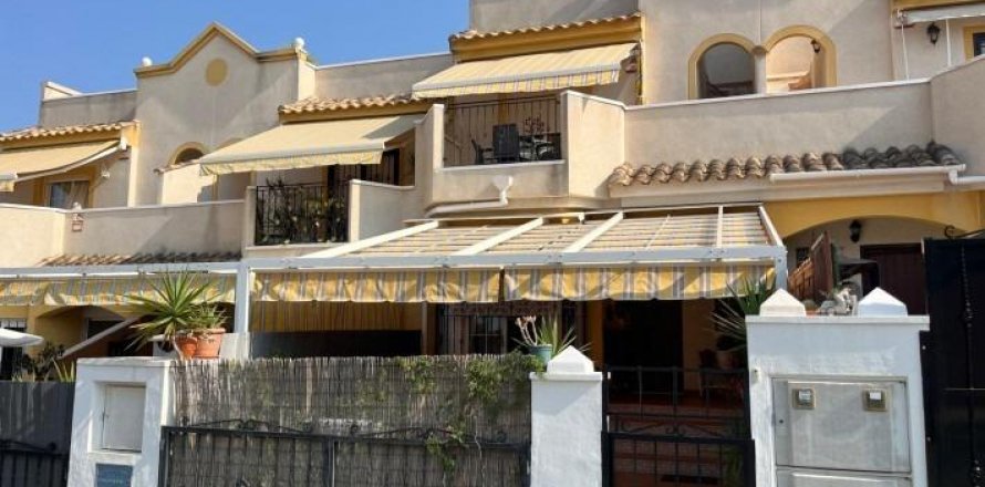 House Torrevieja, Alicante, Espagne 2 chambres, 67 m2 No. 131500