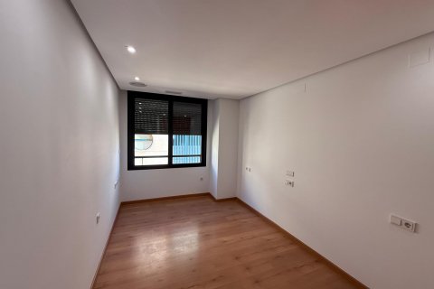 Apartamento en venta Torrevieja, Alicante, España 3 dormitorios, 137 m2 No. 131504 - foto 4