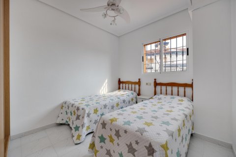 Apartment for sale Torrevieja, Alicante, Spain 2 bedrooms, 60 sq.m. No. 131800 - photo 20